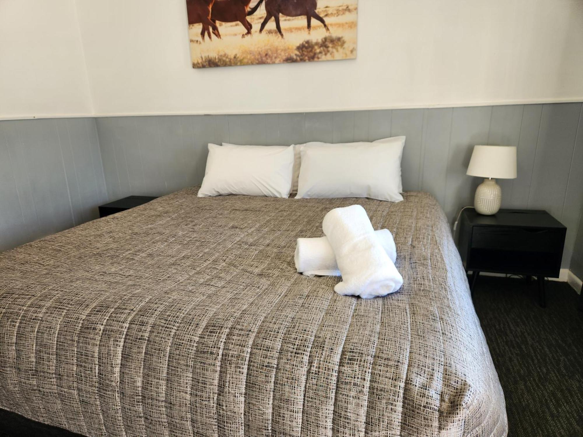 Calder Motel Bendigo Buitenkant foto