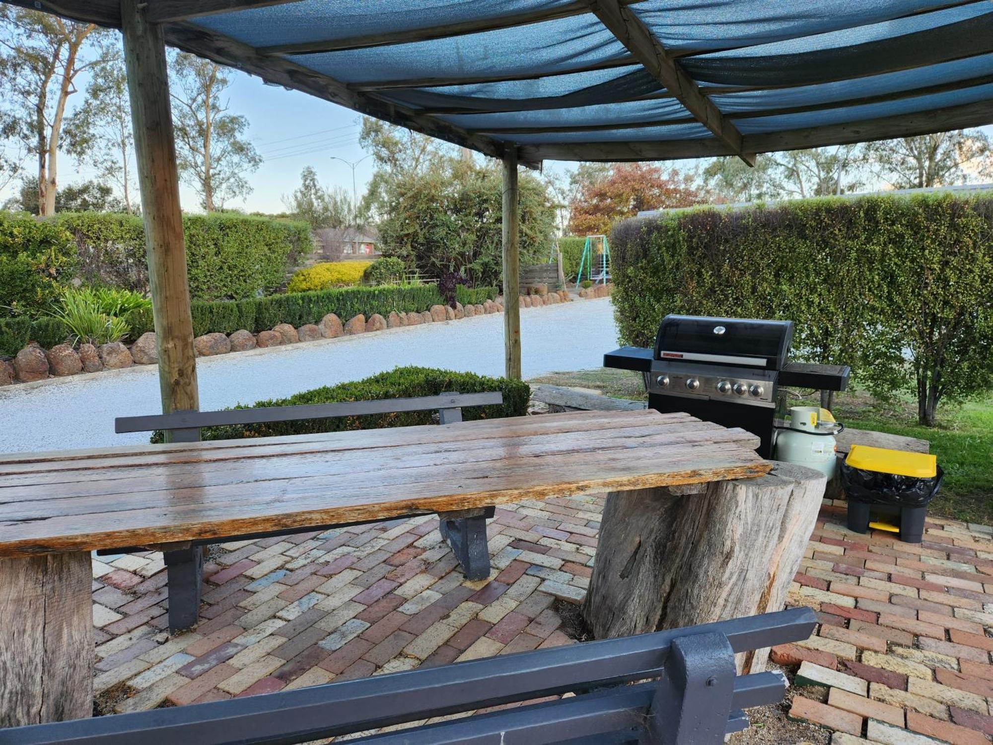 Calder Motel Bendigo Buitenkant foto