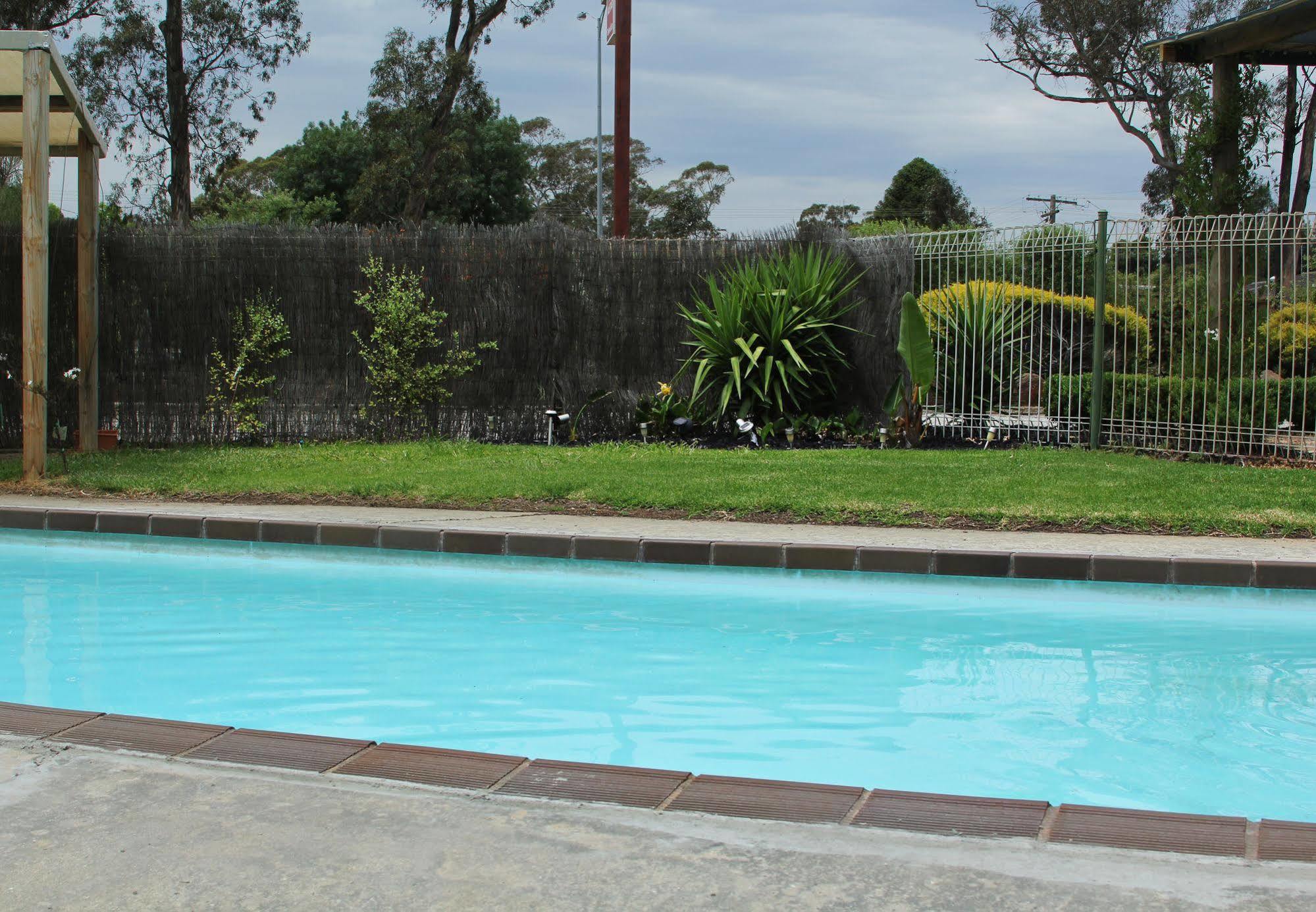 Calder Motel Bendigo Buitenkant foto
